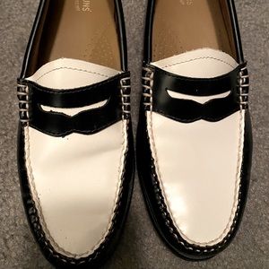 GH Bass Weejuns black white color block